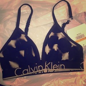 Calvin Klein Triangle Bra